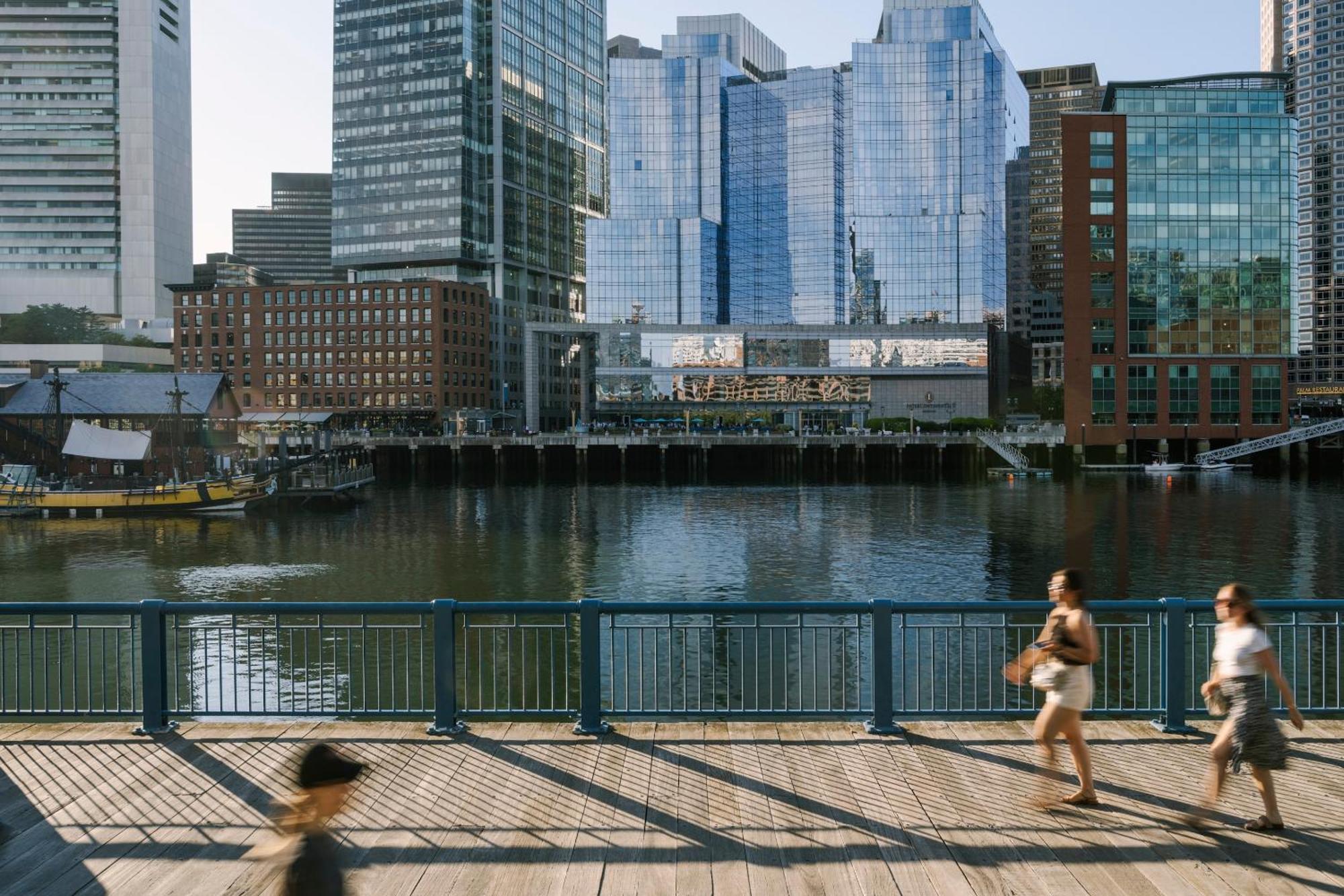 Sonder By Marriott Bonvoy Pierce Boston Apartments Fenway Exterior photo